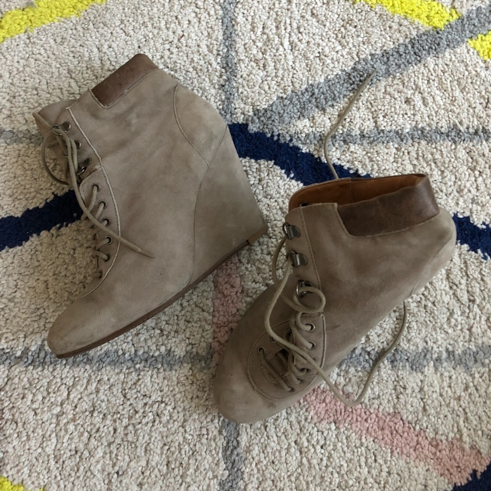 Pour La Victoire  - Suede Wedge Booties